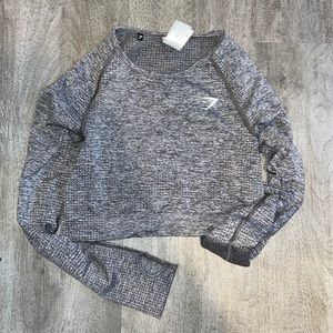 Large gym shark long sleeve crop top